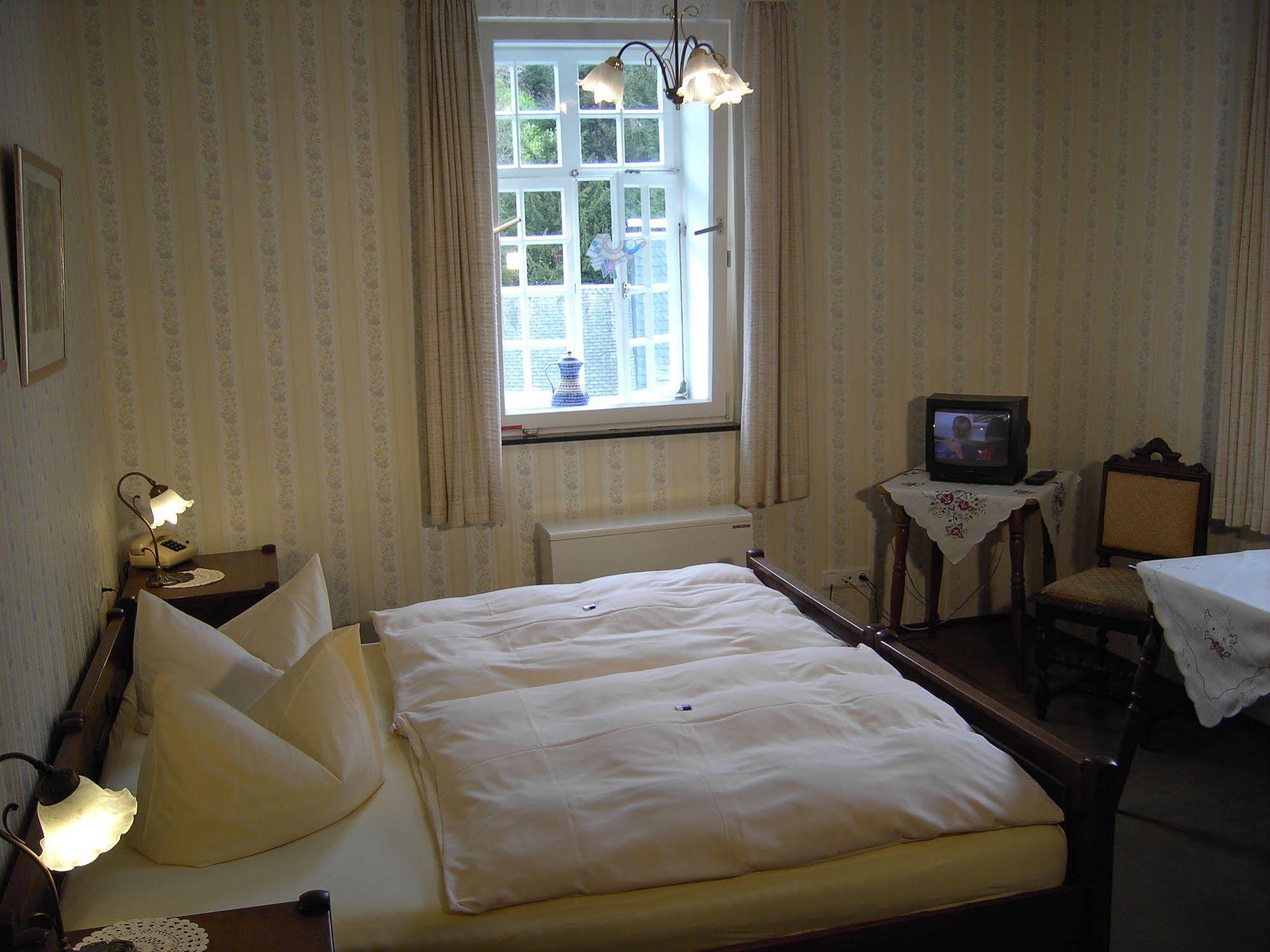 Hotel Graf Rolshausen Monschau Luaran gambar